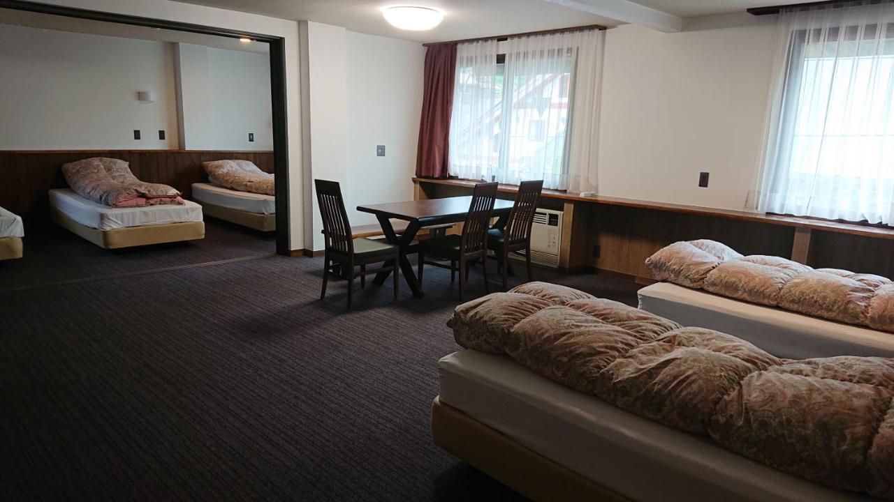 Hotel Weisser Hof Happei Hakuba Exterior photo